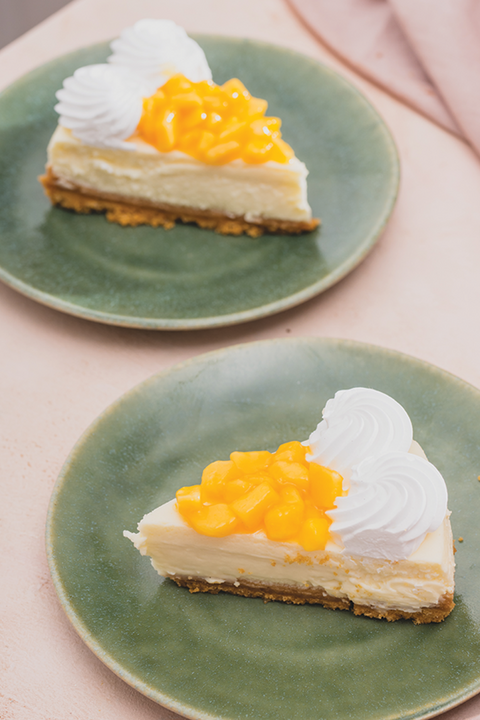 Mango Baked Cheesecake Slice (1 piece)