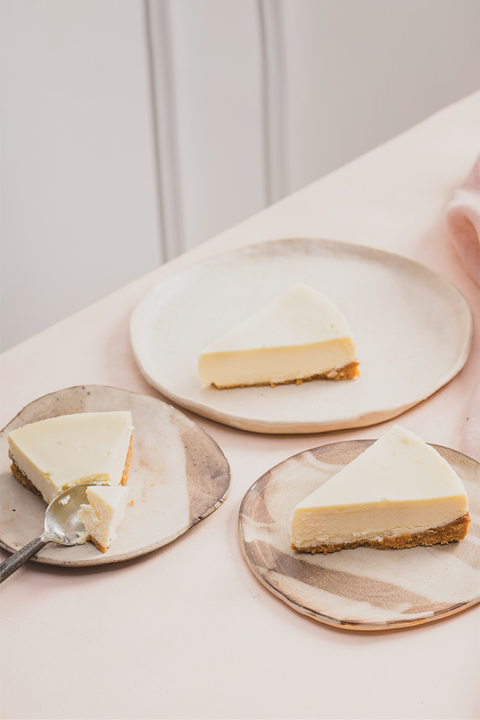 New York Baked Cheesecake Slice (1 piece)