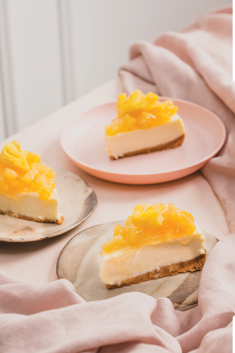 Pineapple Baked Cheesecake Slice (1 piece)
