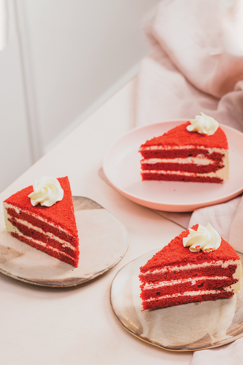 Red Velvet Slice (1 piece)