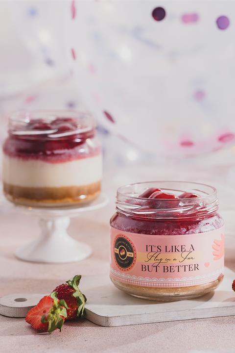 Strawberry Baked Cheesecake Jar (1 piece)